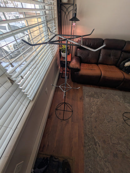 Rotating Metal Plant Stand